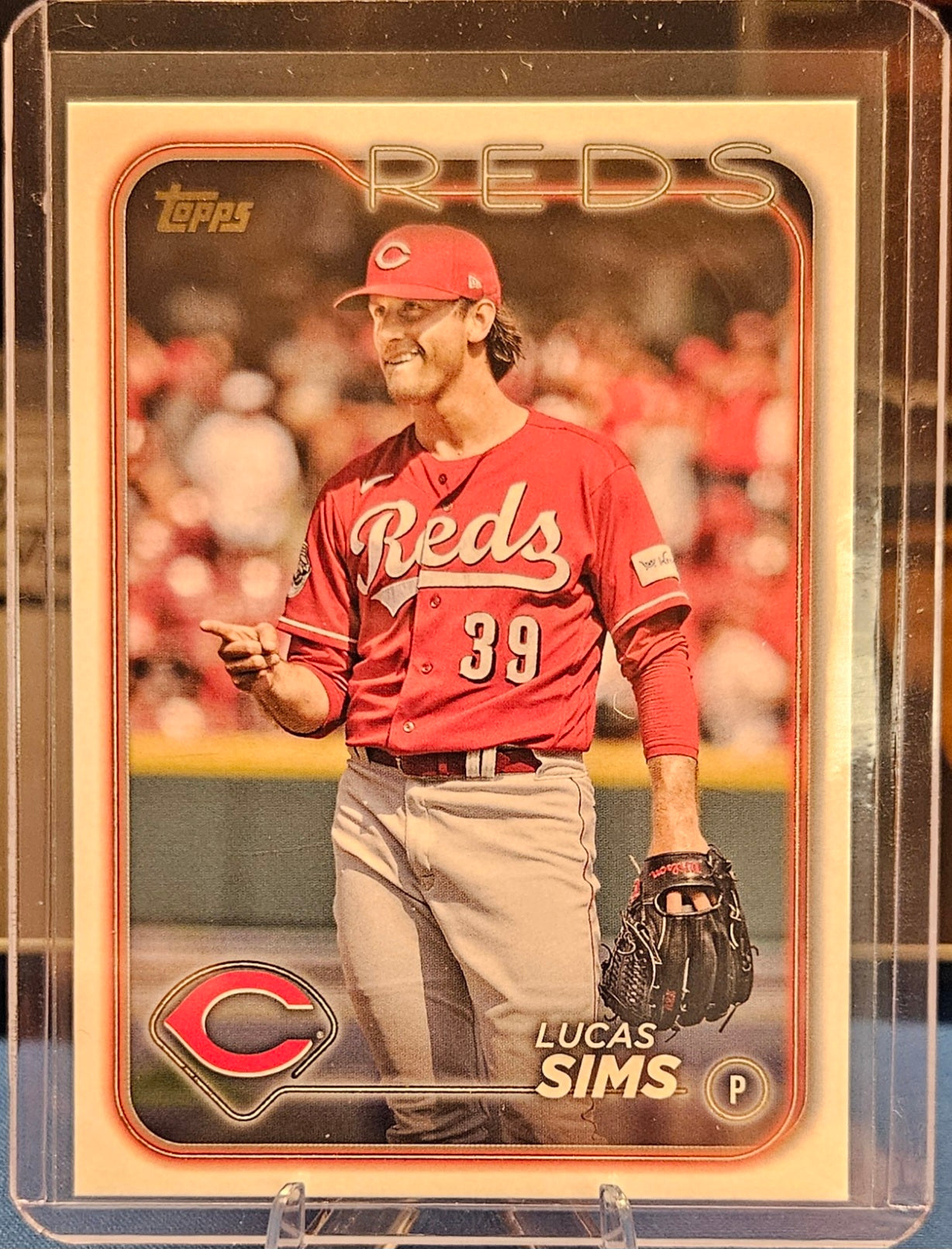 2024 Topps - Lucas Sims #355 - Golden Mirror Variation
