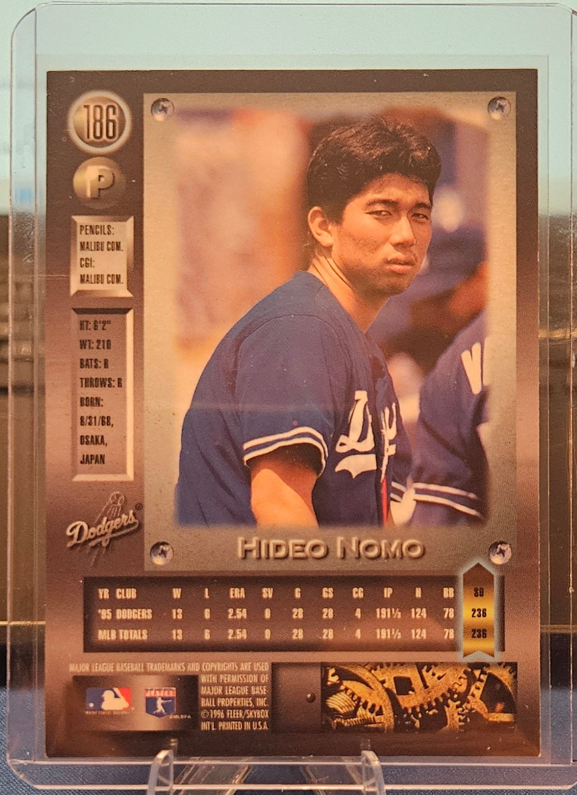 1996 Fleer Metal Universe - Hideo Nomo #186 - Platinum Edition