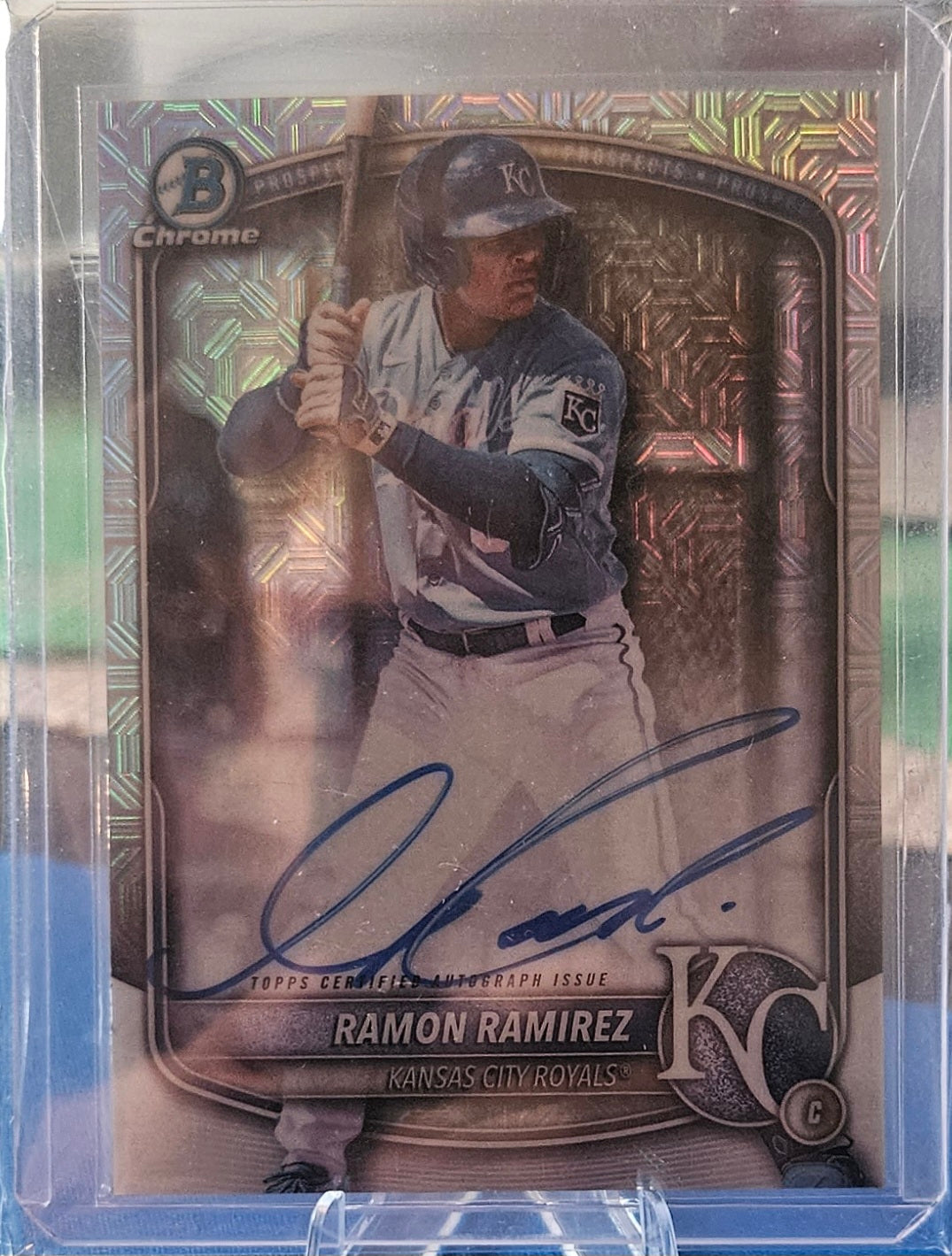 2025 Bowman Chrome - Ramon Ramirez #BMA-RR - Mojo Refractor Auto